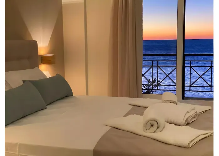 Sunset Premium 12 Апартаменты *